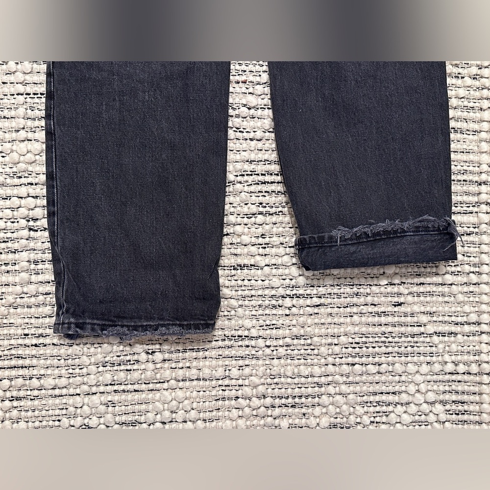 Abercrombie & Fitch The 90’s Straight Ultra High Rise Curve Love Jeans - Picture 8 of 9